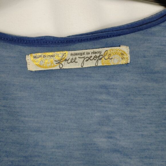 Free People Blue Long Sleeve Women's Size Small Sheer Hem.Armpit to armpit 19" - Picture 4 of 5